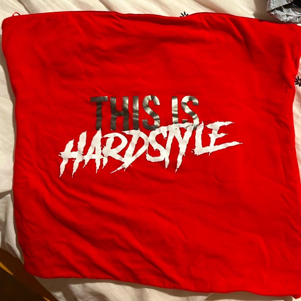 This is hard style tube top perfect for a show or festival only worn once